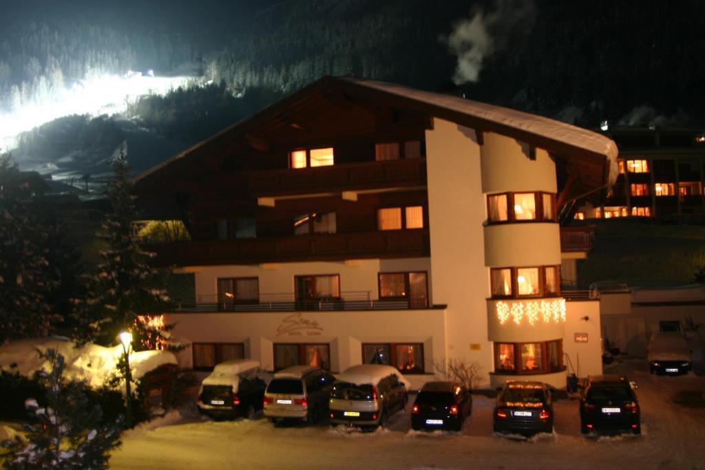 Hotel Garni Senn Sankt Anton am Arlberg Esterno foto